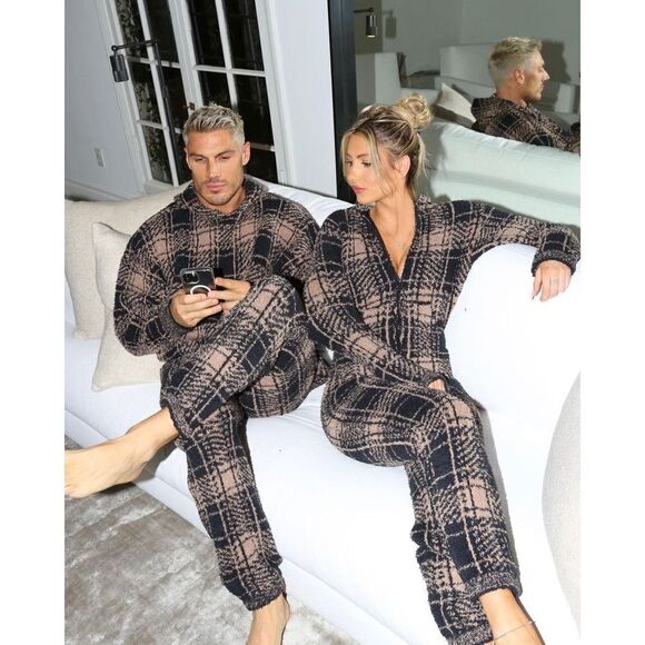 Skims Cozy Knit onesie Jumpsuit in plaid M - Picture 3 of 13